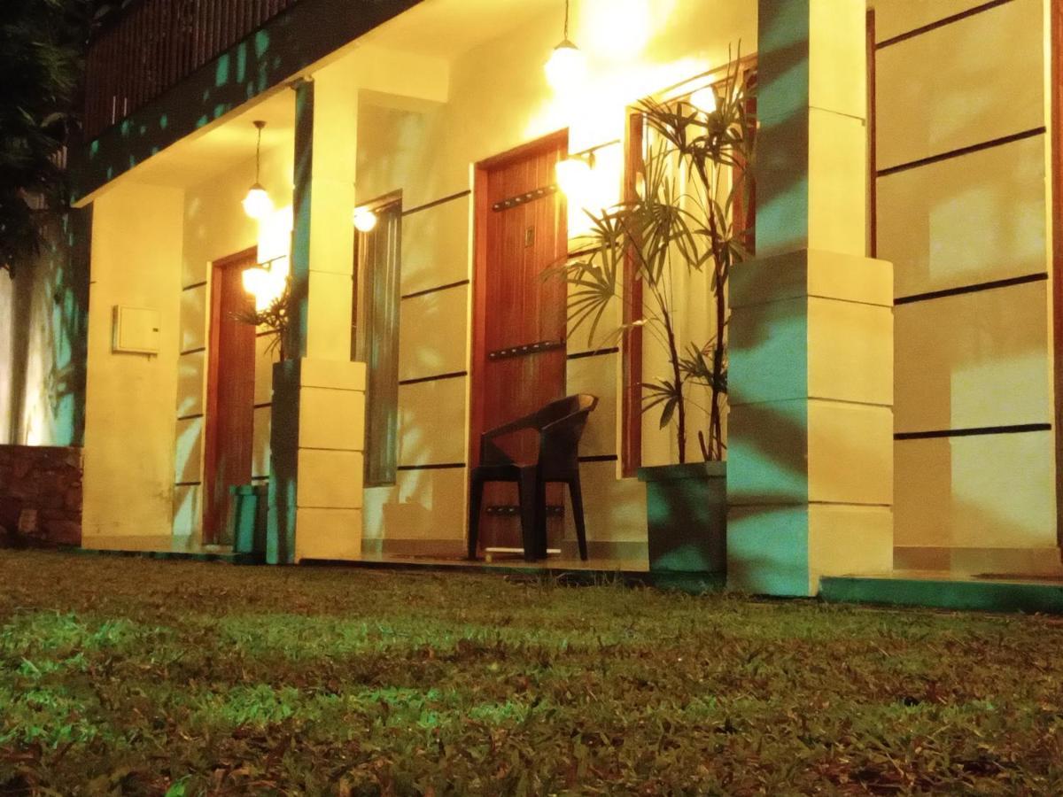 Elephant Park Family Bungalow อุดาวาลาเว ภายนอก รูปภาพ